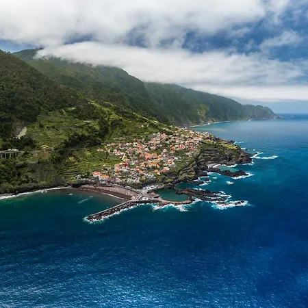 Pipas Do Avo - Seixal By An Island