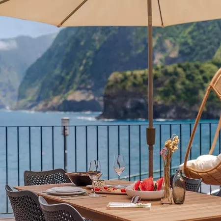 Pipas Do Avo - Seixal By An Island