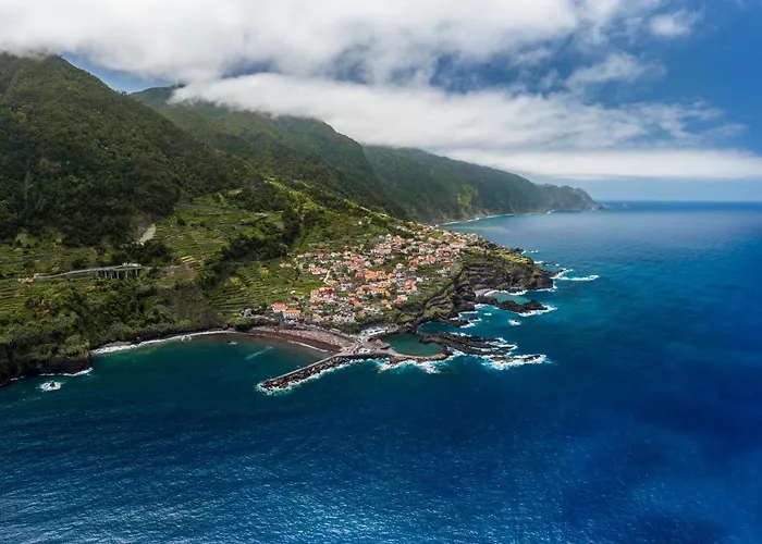 Pipas Do Avo - Seixal By An Island